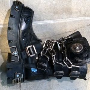 Like new New Rock leather boots